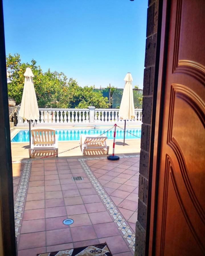 Casale Villa Marzia Маса Лубрензе Екстериор снимка